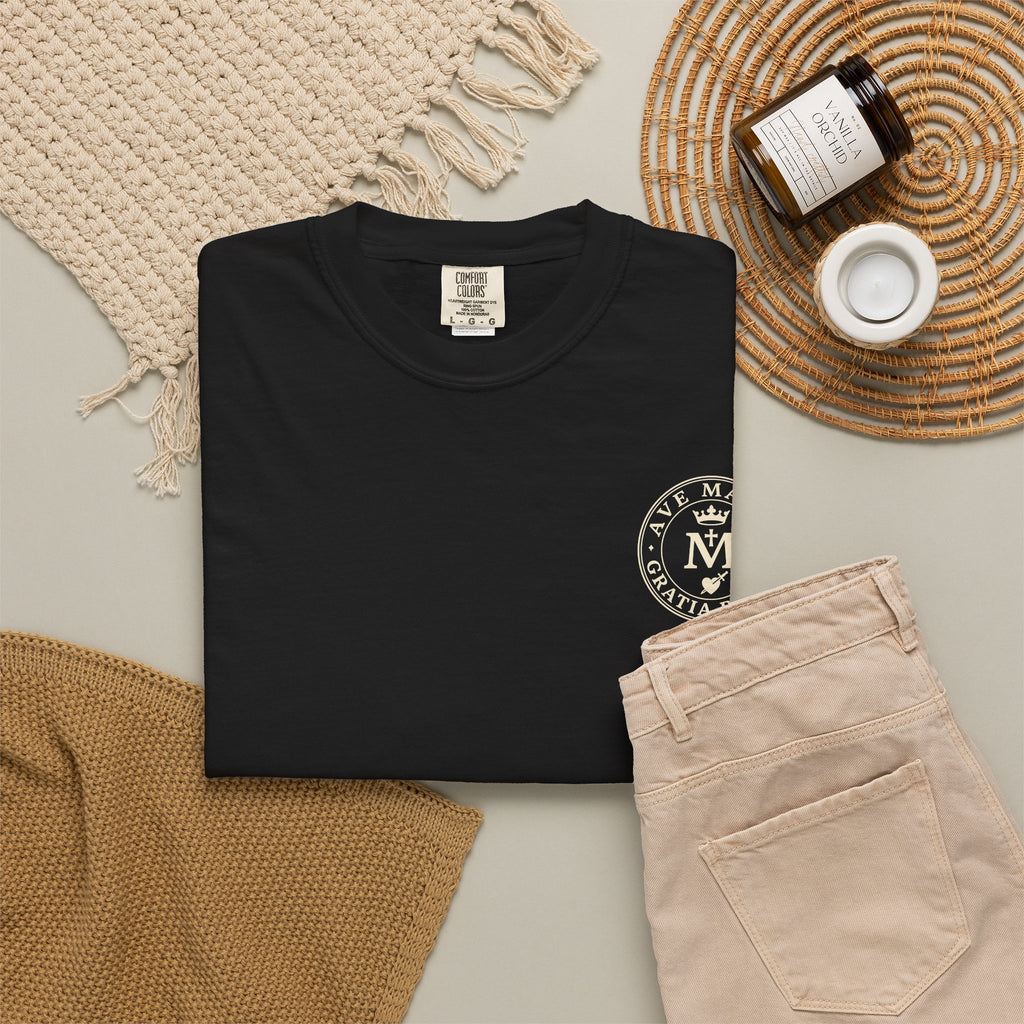 Madonna and Child Tee | Regina